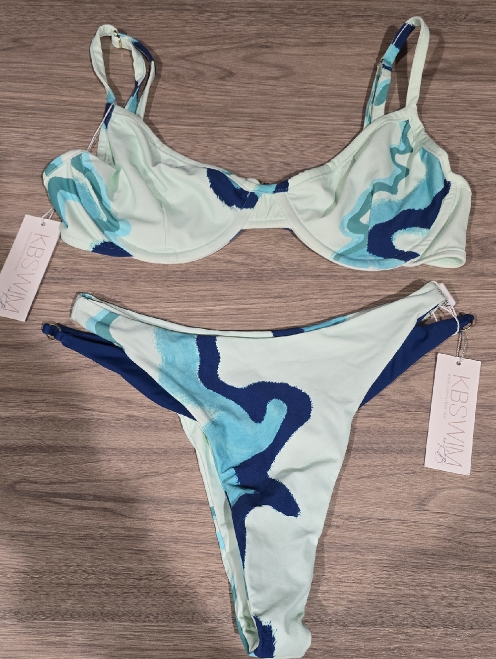 Women's Aqua & Navy Print Underwire Top M Bottom L